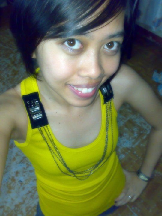 my  gorgeous yellow tank top