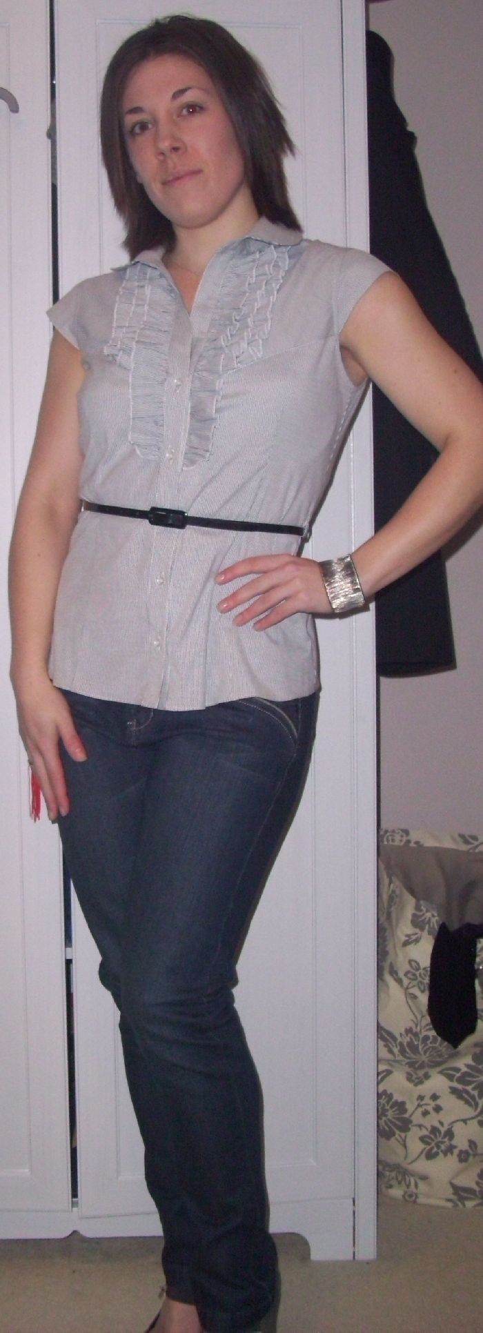 Spring time Friday Smart - Love this ruffle shirt