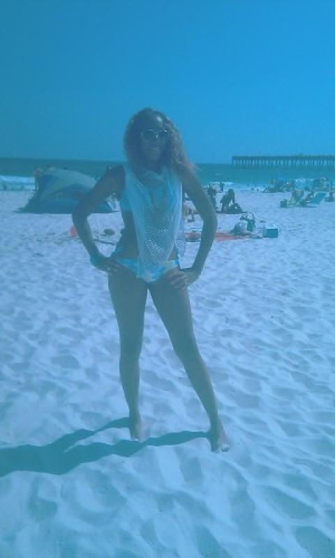 punch O`yes at the beach.