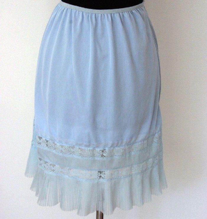 Vintage Pale Blue Carol Brent Half Slip With Flounce