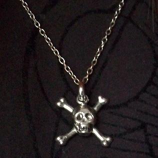 Skull necklace